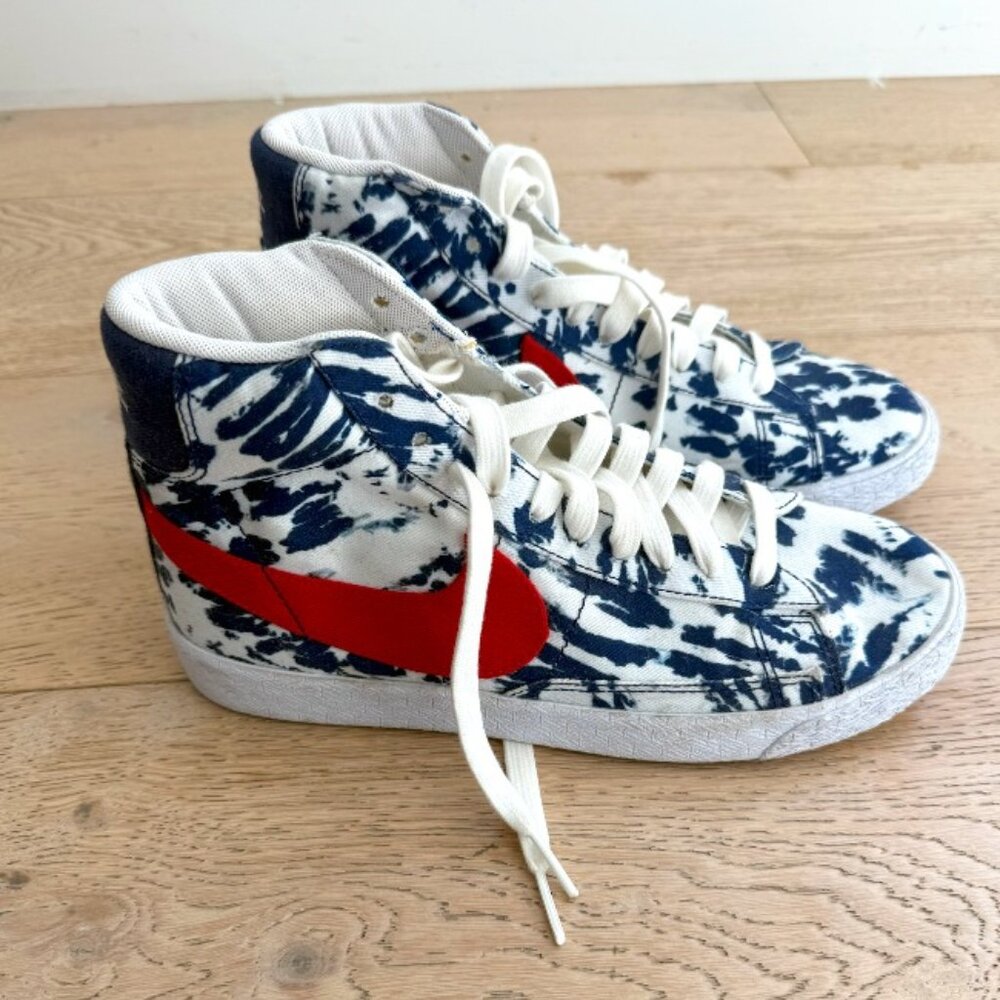 Nike Blazer White Blue Tie Dye Womens Size 8, Boys 6
